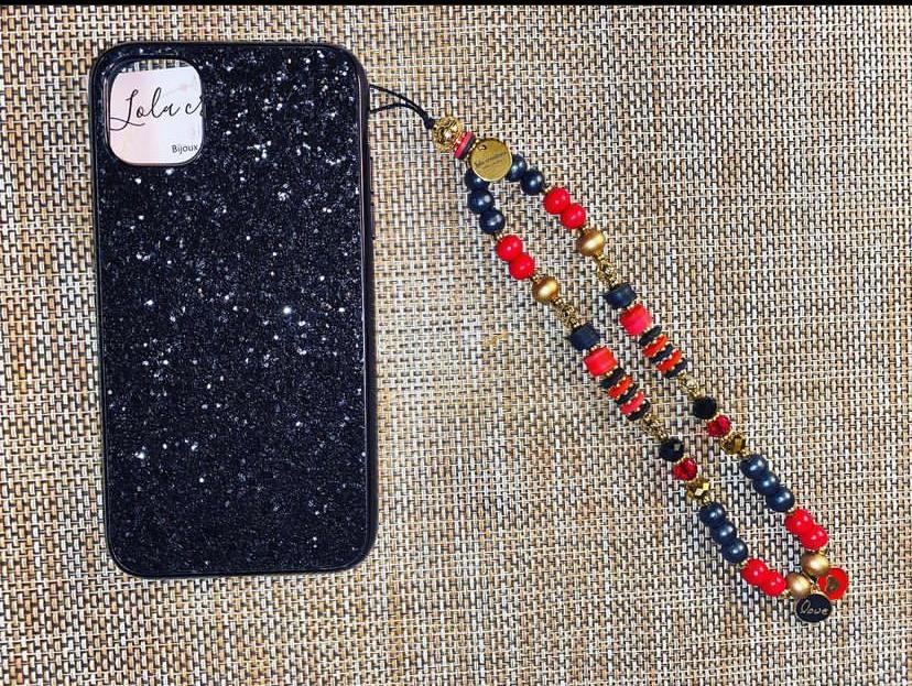 Bijou de téléphone girly rouge et noir